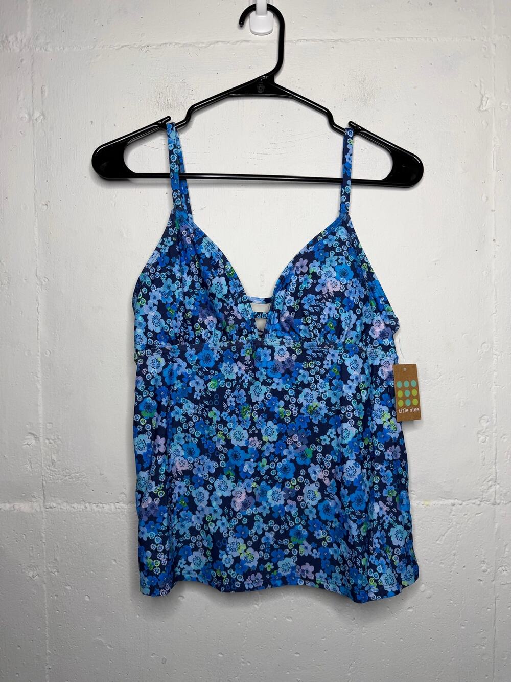 NEW Title Nine Zehra Tankini Top Blue Floral Clematis Size Large